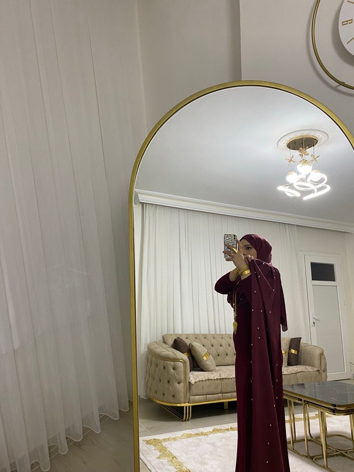 Bordo Uzun Kollu Drapeli Tesettür Abiye - Görsel 2