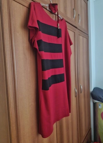  Kısa elbise diz üstü 