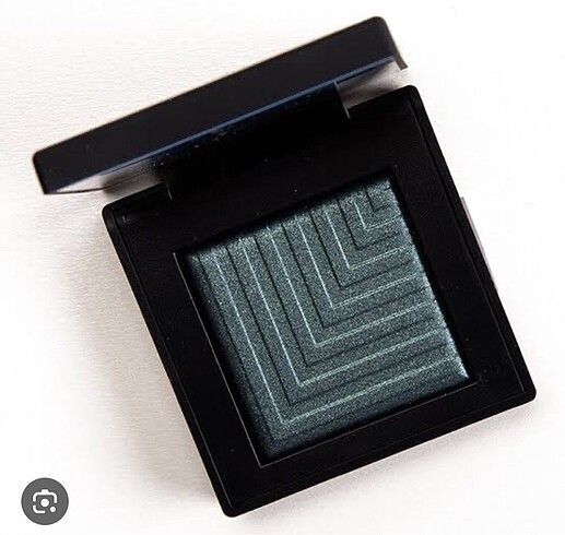 Nars Nars far