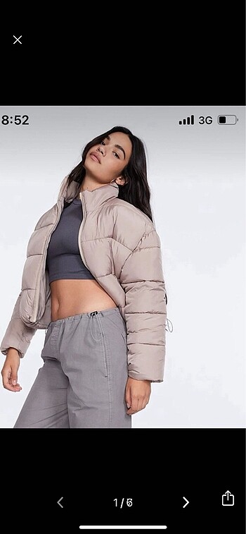 stradivarius mont