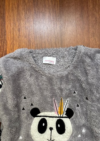 m Beden Gri Kadife Detaylı Pijama Takımı