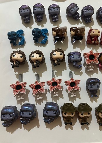 Kinder joy stranger things figürleri - Görsel 3
