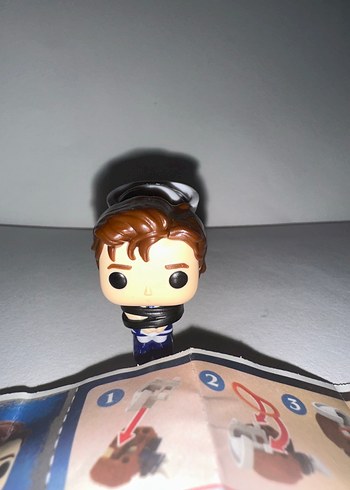 Kinder joy stranger things steve&robin - Görsel 4