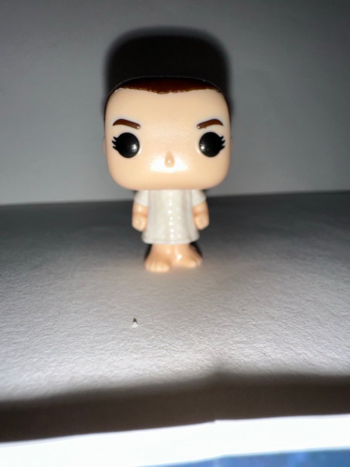 Kinder joy stranger things eleven - Görsel 3
