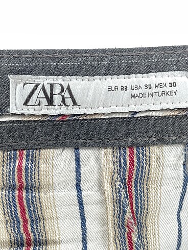 38 Beden çeşitli Renk Zara Düz Kesim %70 İndirimli.