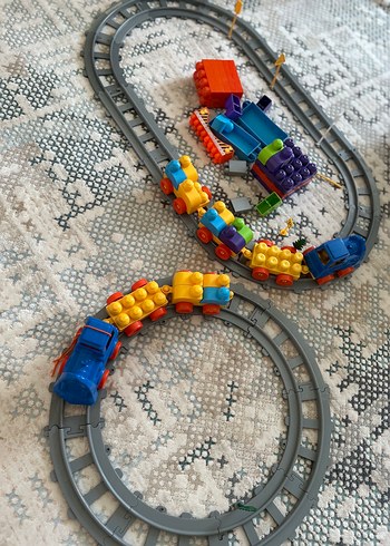 Renkli Lego Tren Seti ve Rayları
