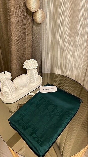 Dior şal zümrüt