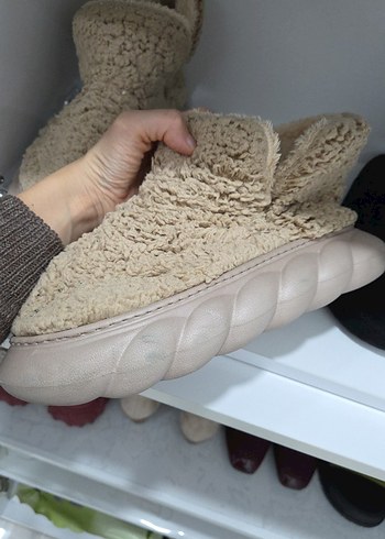 Kız Çocuk Örgü Bej Sıcak Terlik - Görsel 2