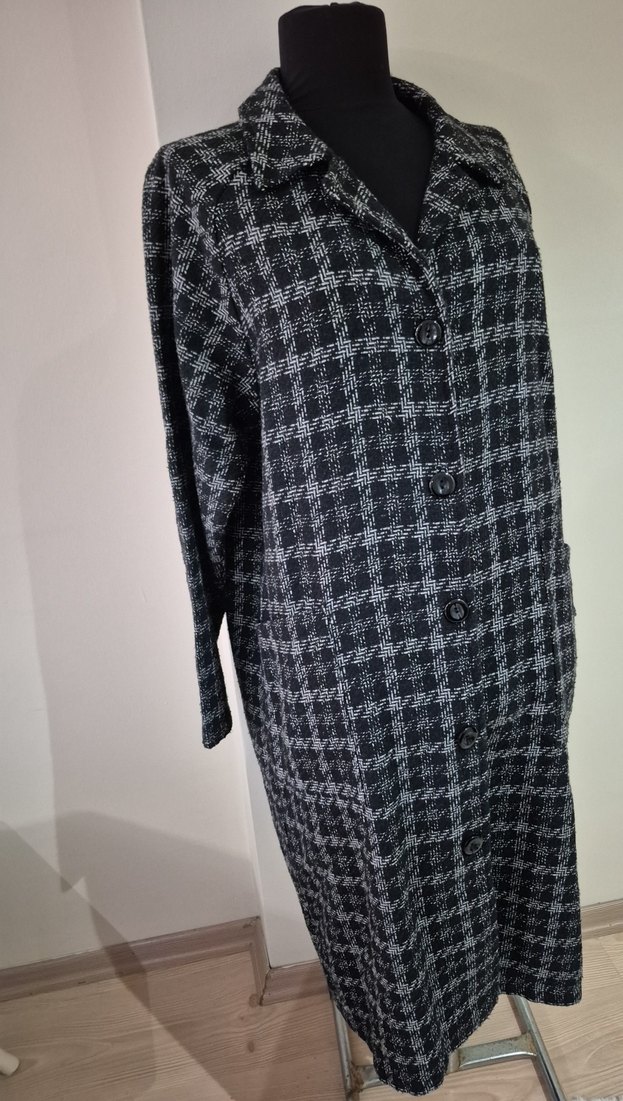 Gri Düğmeli Uzun Kadın Kaban - Görsel 2