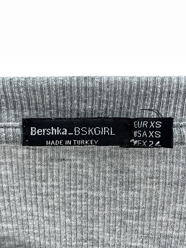 xs Beden çeşitli Renk Bershka Kısa Elbise %70 İndirimli.
