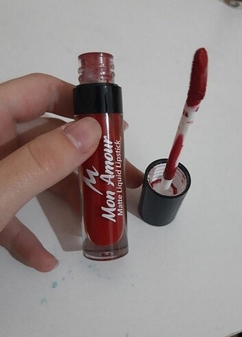 Beden mon amour lipstick ve lipgloss