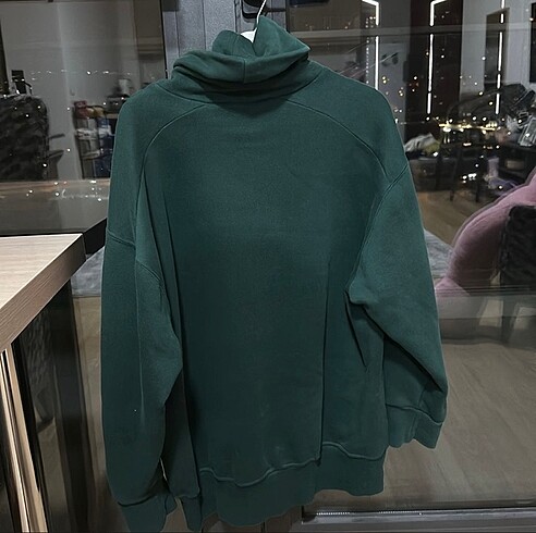 Zara Sweat
