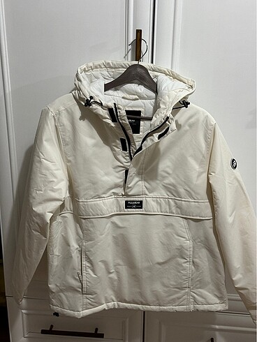 Pull and bear kanguru mont