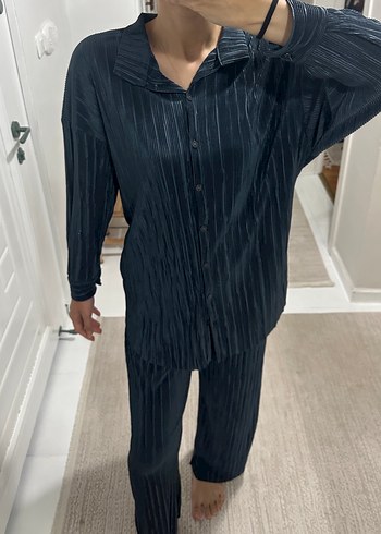 Kadın Siyah Piliseli Uzun Keten Takım - Görsel 2