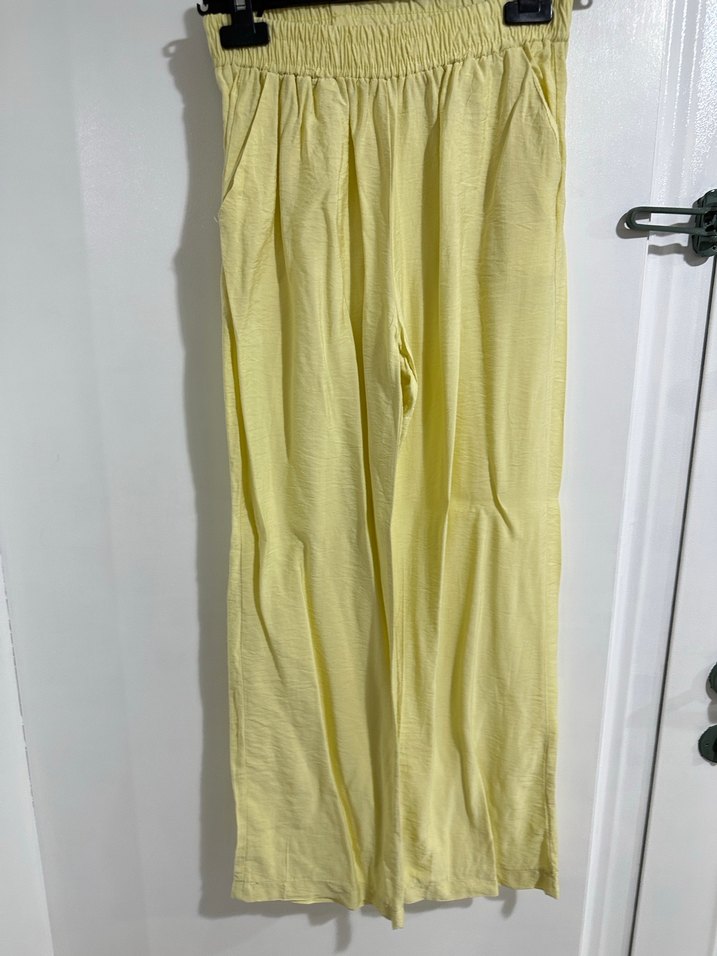 Kadın Sarı Keten Pilili Mini Kumaş Pantolon - Görsel 2