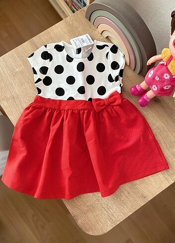 Kız bebek puanlı kırmızı elbise