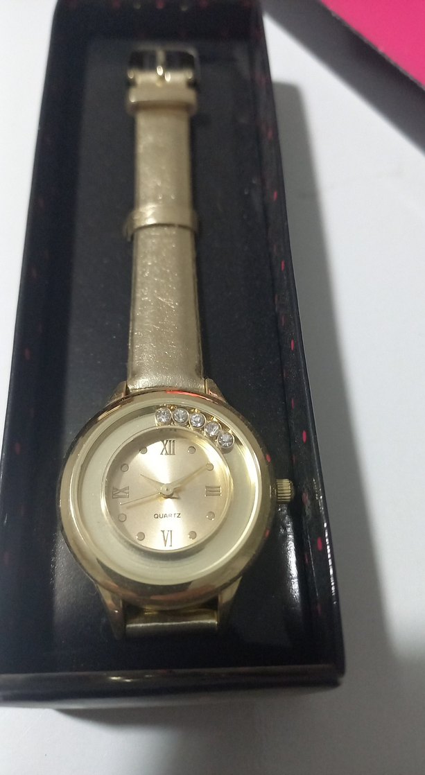 AVON Klasik Şıklık Altın Renkli Deri Kayışlı Kadın Kol Saati - Görsel 3