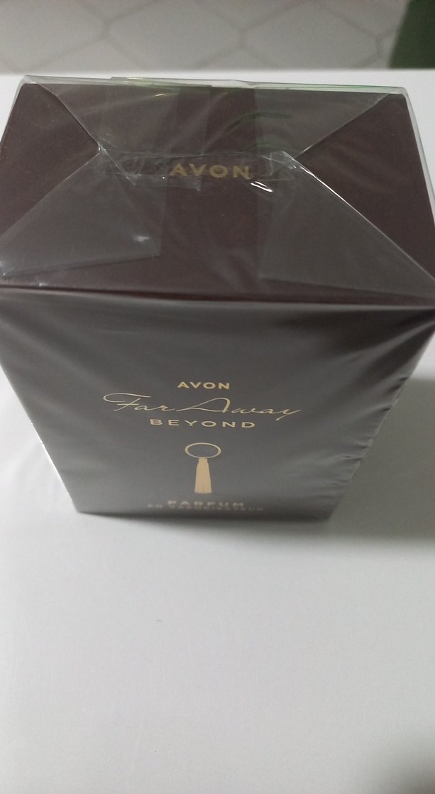 Avon Far Away Beyond Kadın Parfümü - Görsel 3