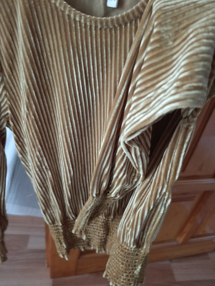 Kadın sarii Pilili Uzun Kollu Bluz - Görsel 3