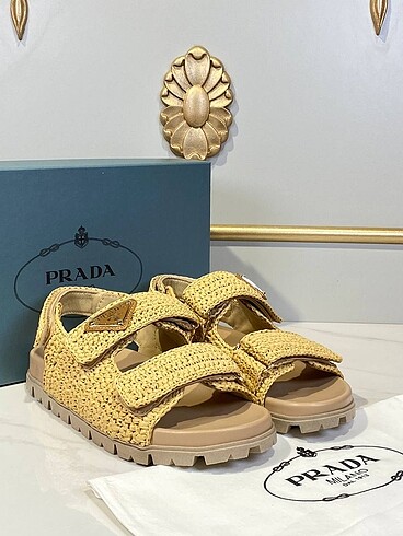 Prada Sandalet