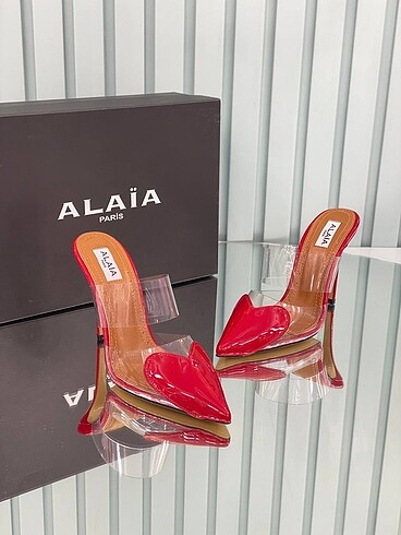 Alaia Alaia Caeur Pumps