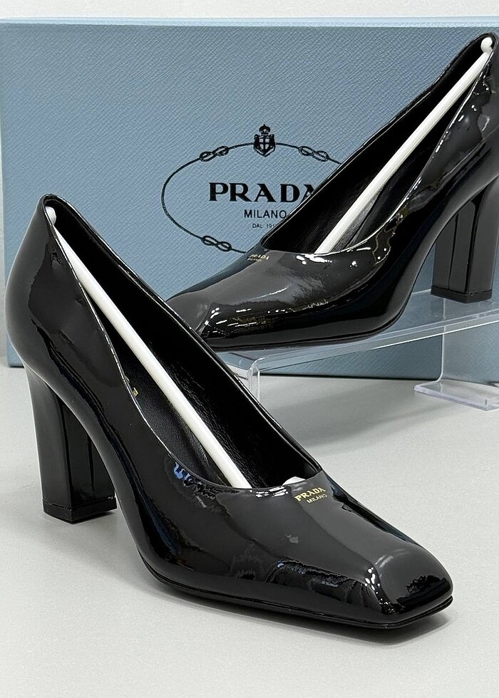 Prada topuklu ayakkabı - Görsel 2