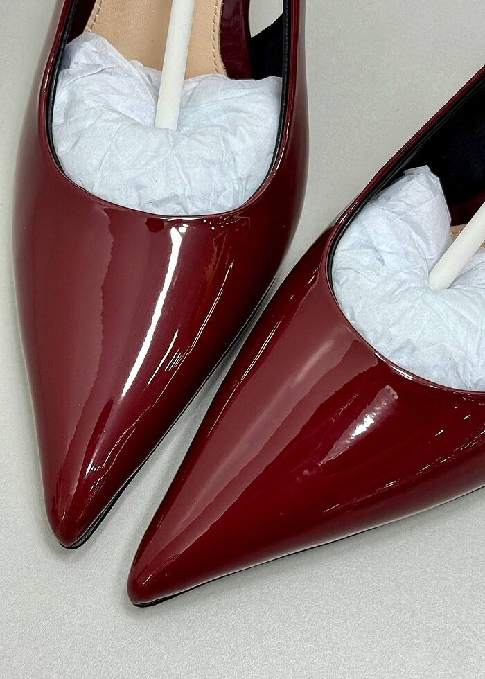 Gucci topuklu ayakkabı - Görsel 2