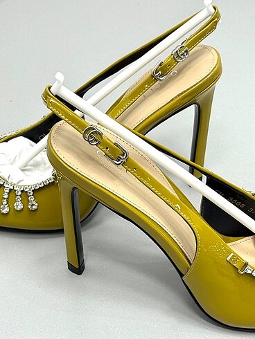 Gucci topuklu ayakkabı - Görsel 3