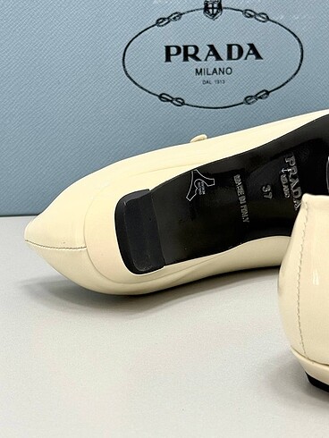 diğer Beden çeşitli Renk Prada babet