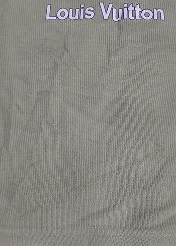 Louis Vuitton Baskılı Yeşil Tişört - Görsel 4