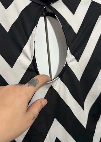 Uzun Kollu Siyah Beyaz Zebra Desenli Mini Elbise - Görsel 4