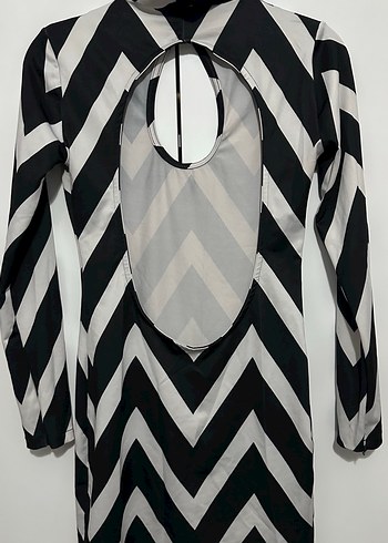 Uzun Kollu Siyah Beyaz Zebra Desenli Mini Elbise - Görsel 3