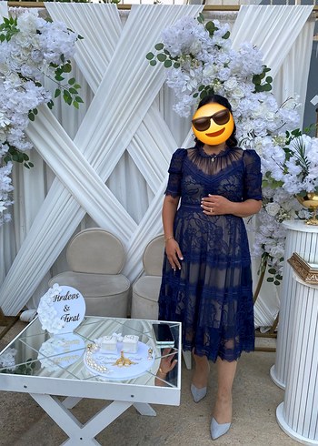 Lacivert Dantel Detaylı Elbise