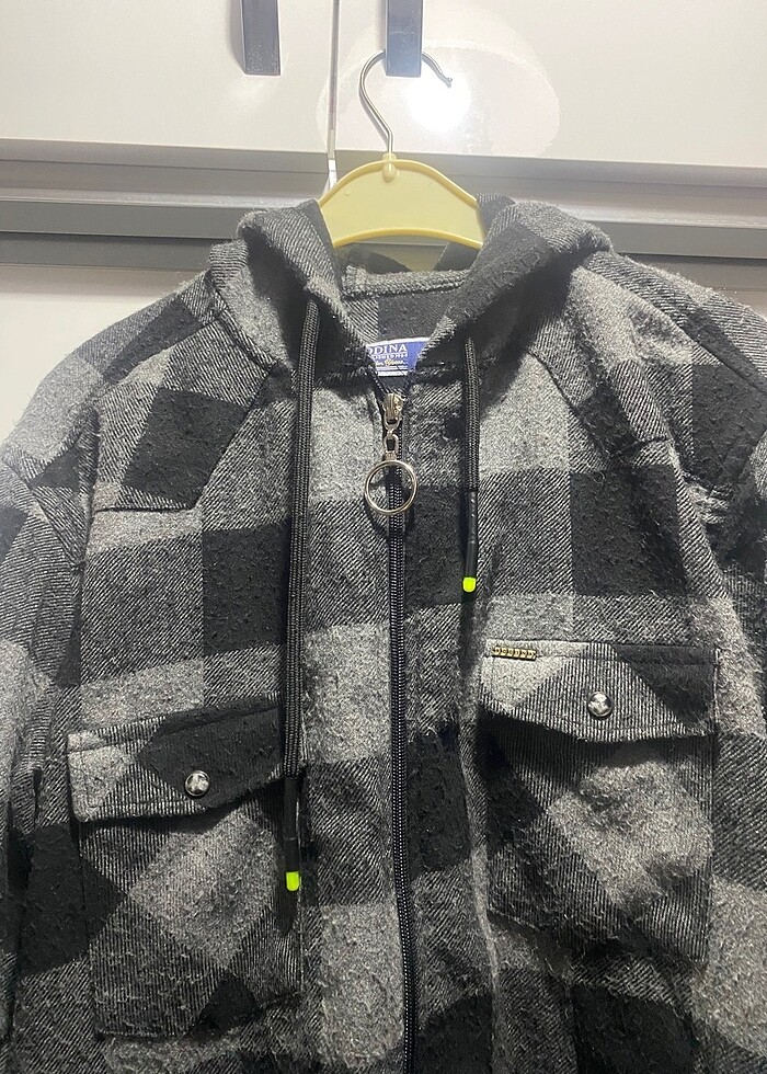 Kapşonlu fermuarlı oduncu gömleği - Görsel 2