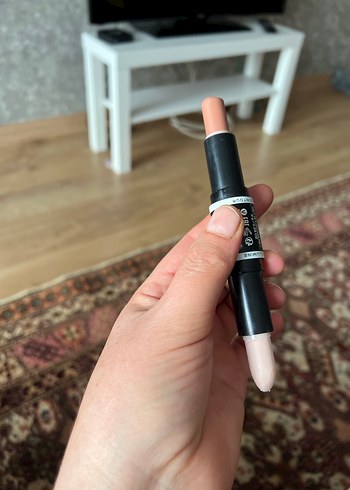 Wet n Wild Megaglo Çift Uçlu Kontür Stick - Görsel 3