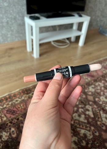 Wet n Wild Megaglo Çift Uçlu Kontür Stick - Görsel 2