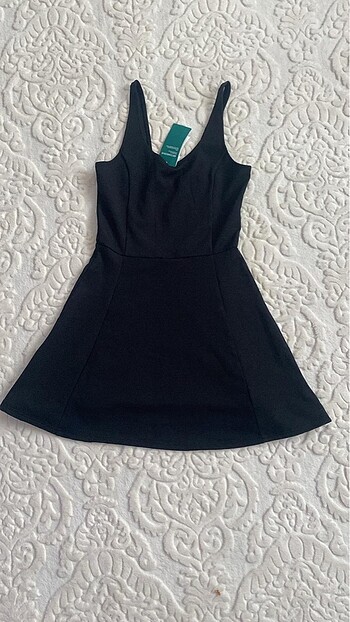 Hm mini siyah elbise