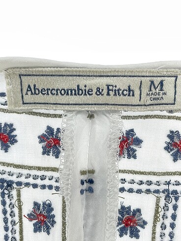 m Beden çeşitli Renk Abercrombie & Fitch Bluz %70 İndirimli.
