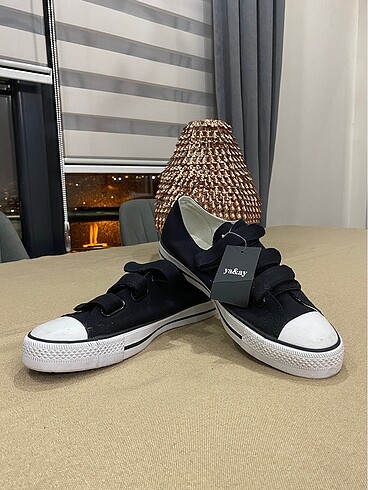 Ayakkabı Converse