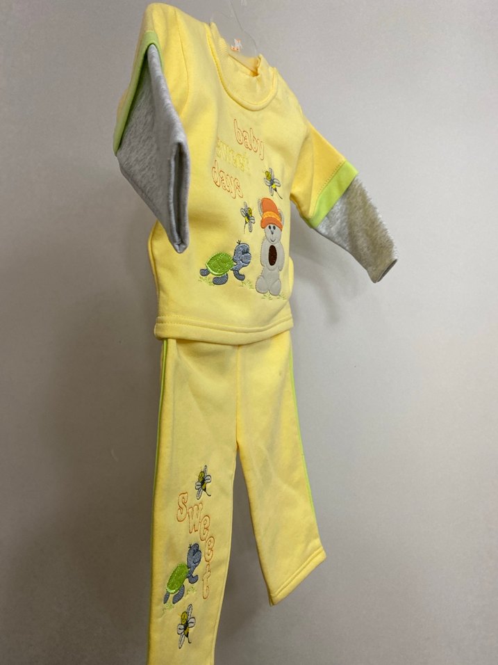 Sarı Bebek Örme Sweatshirt ve Pantolon Takımı - Görsel 3