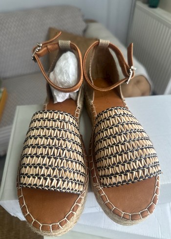 Ayakkabı sandalet - Görsel 4