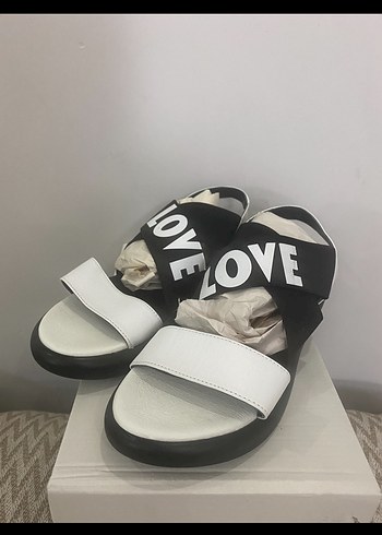 Kadın Beyaz Dolgu Topuklu Bantlı Sandalet - Görsel 11