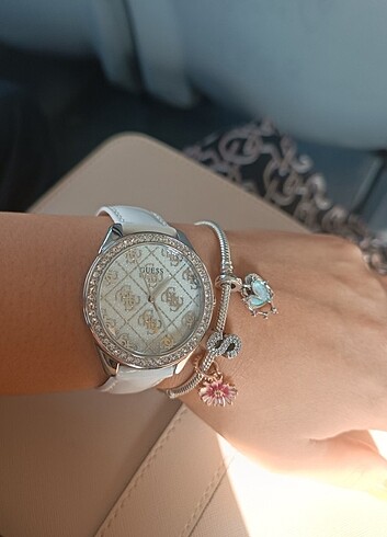 Beden Pandora charm