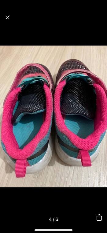 26 Beden çeşitli Renk Skechers kız çocuk spor ayakkabı