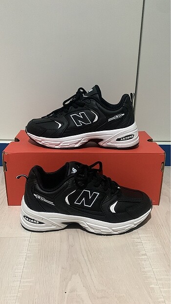 37 Beden siyah Renk NewBalance 37 numara