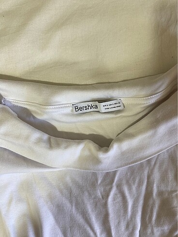 Bershka Bershka açık omuzlu üst