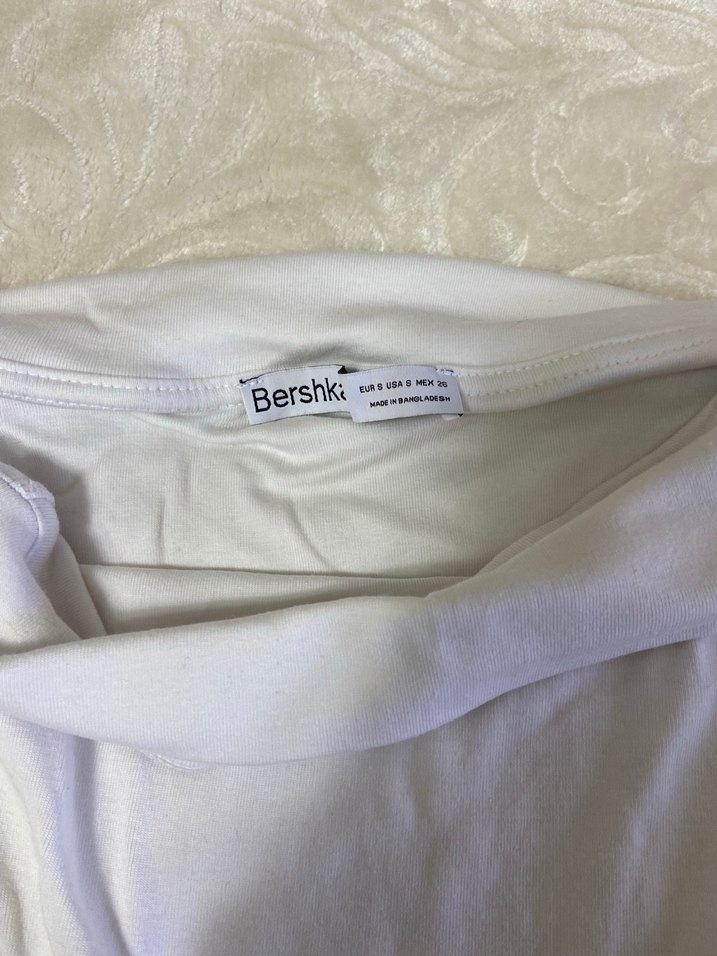 Beyaz Uzun Kollu Kayık Yaka Kadın Bluz - Görsel 2