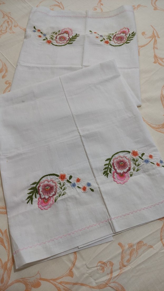 Çin iğnesi. yastık kılıfı. - Görsel 2