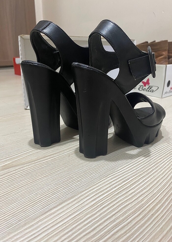 Platform topuklu deri ayakkabı - Görsel 2