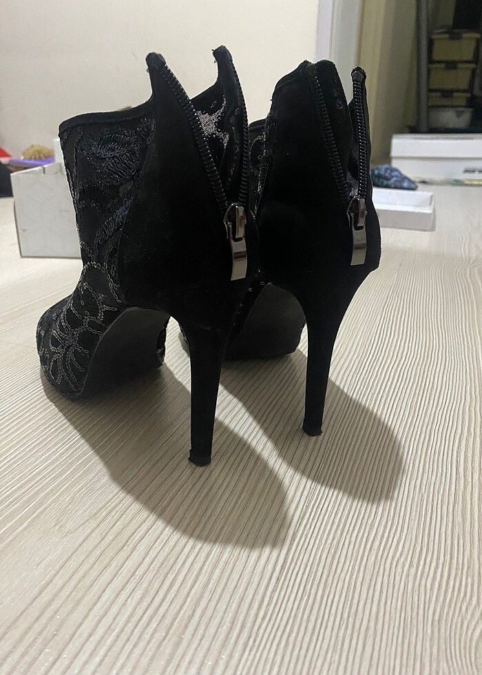 Kadın topuklu ayakkabı - Görsel 3